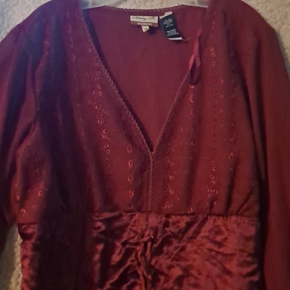 Sexy blood red corset top - Picture 2 of 10